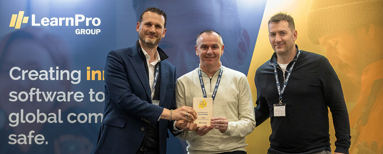Award1 1240x500 2