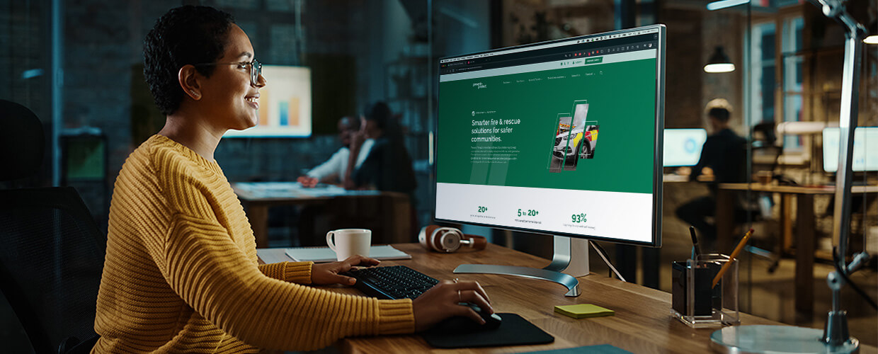 mockup p+p website newsfeed[1]
